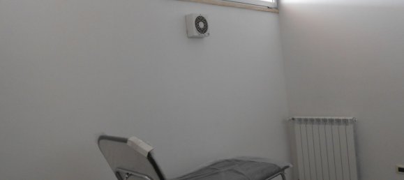 Gewerbliche Immobilie in Avezzano, Italy 82m², Nr. 113456 11