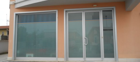 Gewerbliche Immobilie in Avezzano, Italy 82m², Nr. 113456 23