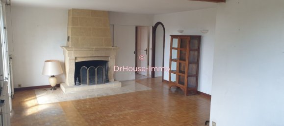 3 bedrooms House in Limay, France No. 115357 5