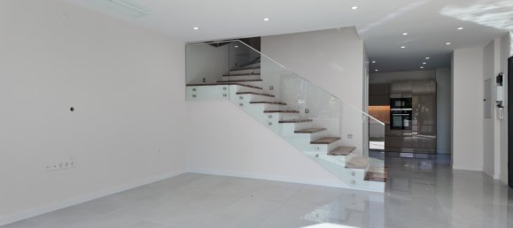 Villa 3+1 in Izmir, Turkey No. 34244 5