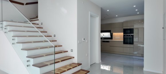 Villa 3+1 in Izmir, Turkey No. 34244 4