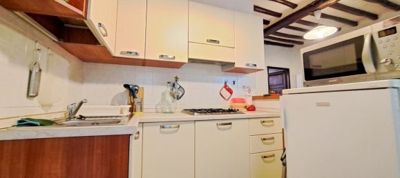 Apartamento de 4 habitaciónes en Lucca, Italy No. 110899 5