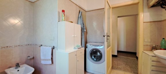 Apartamento de 4 habitaciónes en Lucca, Italy No. 110899 12