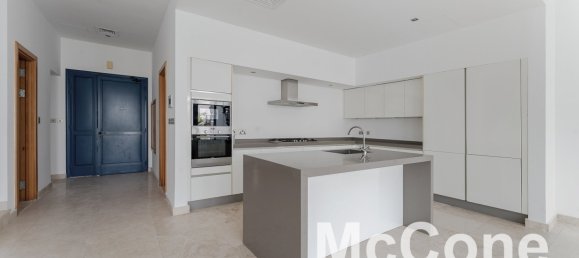 5 bedrooms Villa in Palm Jumeirah, UAE No. 26073 12