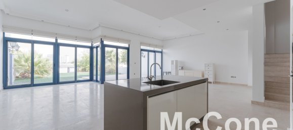 5 bedrooms Villa in Palm Jumeirah, UAE No. 26073 13