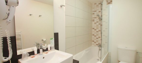 Studio in Strasbourg, France, Nr. 93482 6