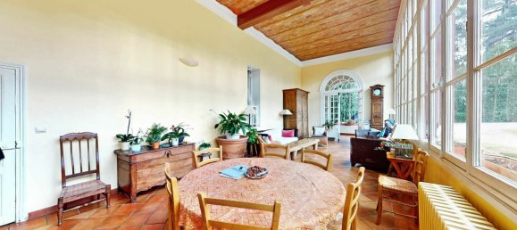 8 bedrooms House in Montevrain, France No. 176475 13