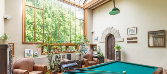 8 bedrooms House in Montevrain, France No. 176475 9