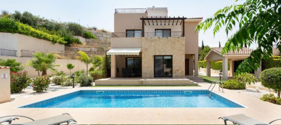 4 bedrooms Villa in Polis, Cyprus No. 82856 2