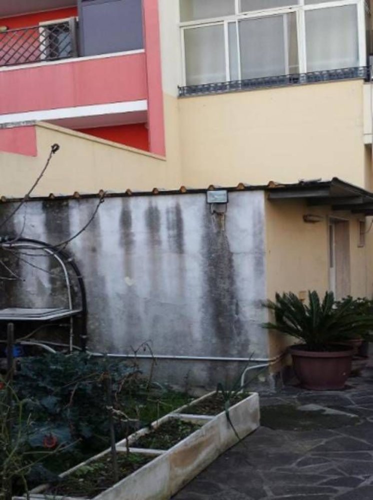 3-Zimmer Wohnung in Surbo, Italy, Nr. 183501