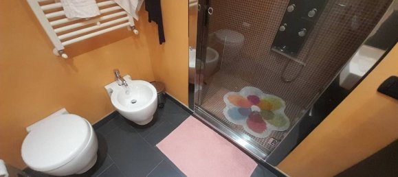 2 bedrooms Apartment in Florence, Italy No. 78440 10