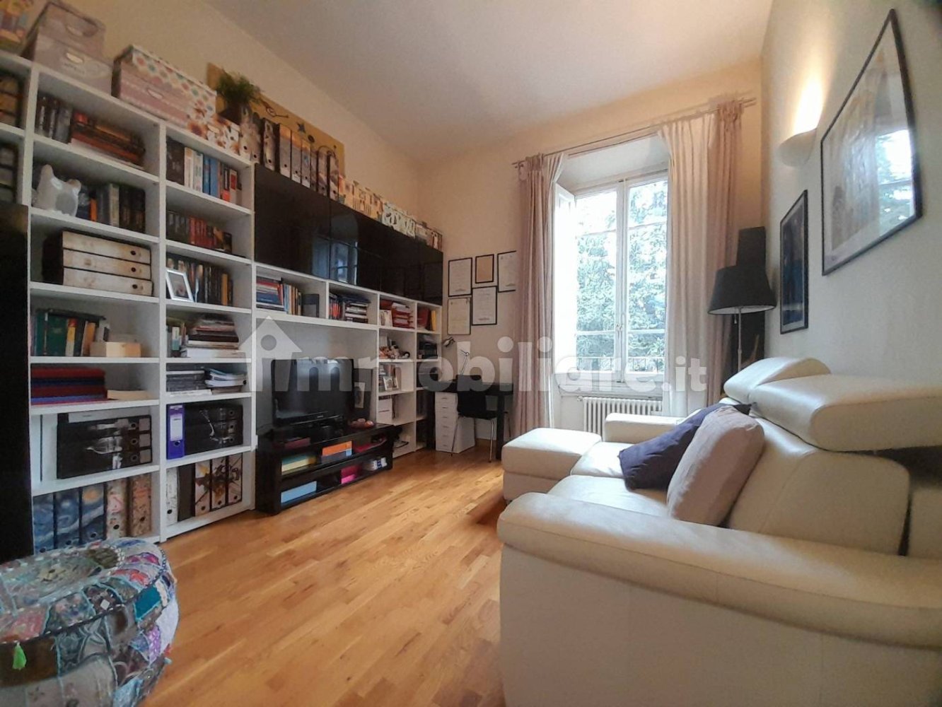 2 bedrooms Apartment in Florence, Italy No. 78440