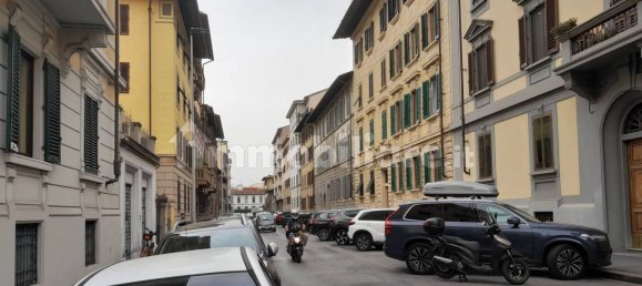 2 bedrooms Apartment in Florence, Italy No. 78440 18