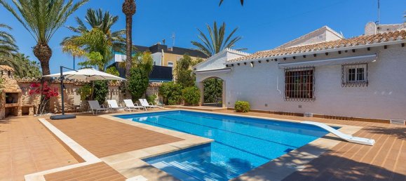 Villa de 4 dormitorios en Alicante, Spain No. 183579 11