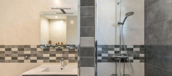 Villa de 4 dormitorios en Alicante, Spain No. 183579 50