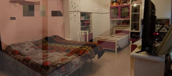 4-salle Maison à Messina, Italy No. 23141 23