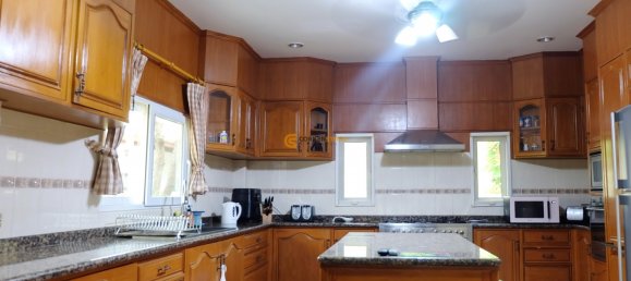 Кафе / ресторан с 3 спальнями в Паттайя, Таиланд № 19465 8