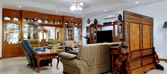 Кафе / ресторан с 3 спальнями в Паттайя, Таиланд № 19465 5