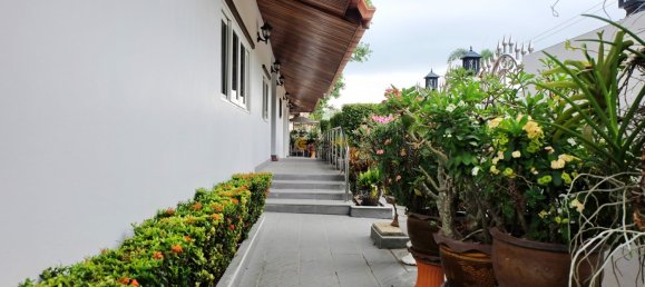 Кафе / ресторан с 3 спальнями в Паттайя, Таиланд № 19465 24