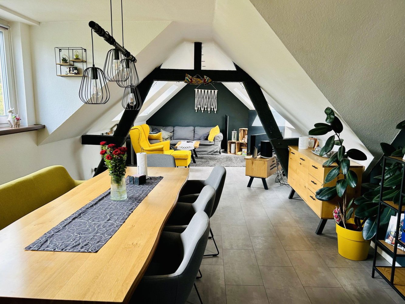 Квартира с 4 комнатами в Крефельд, Германия № 6607