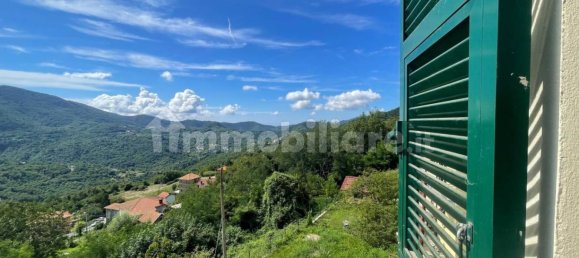 4 غرف نوم شقة في Serra Riccò, Italy رقم 307338 21