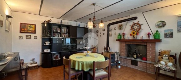 4 rooms House in Bruno, Italy No. 286738 12