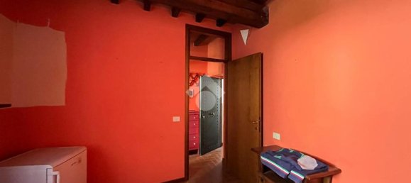 1 room Office in Parma, Italy No. 257644 5