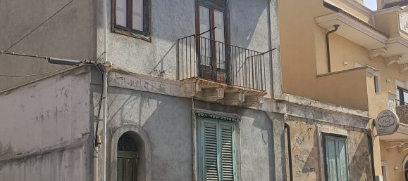 4 bedrooms House in Reggio Calabria, Italy No. 379574 9