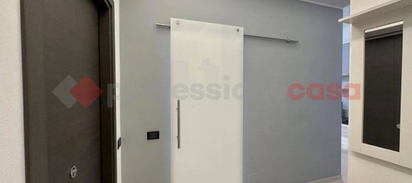 3 rooms Apartment in Opera, Italy No. 293554 2