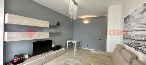 3 rooms Apartment in Opera, Italy No. 293554 8