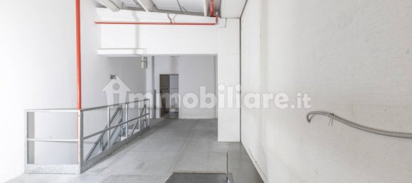 4 rooms Commercial property in Tradate, Italy No. 235089 20