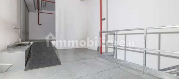 4 rooms Commercial property in Tradate, Italy No. 235089 17