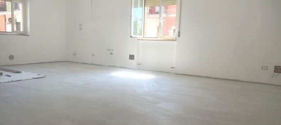 Квартира с 6 комнатами в Перуджа, Италия № 279439 4