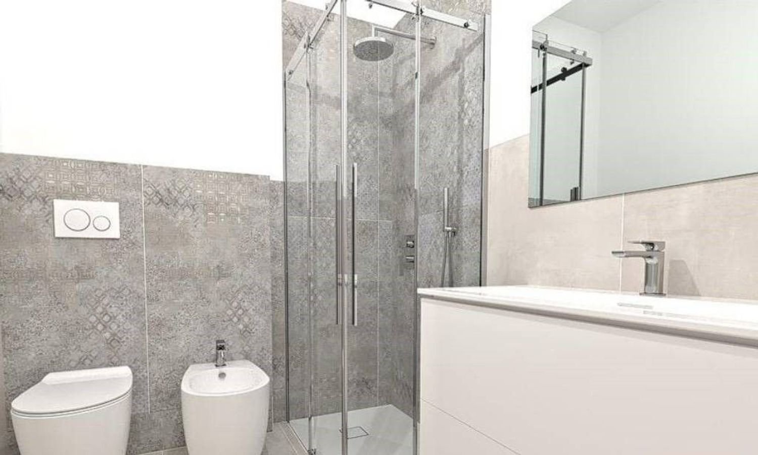 Квартира с 6 комнатами в Перуджа, Италия № 279439