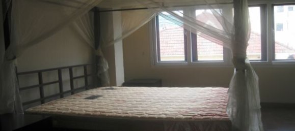 Casa de 4 dormitorios en Tay Ho, Vietnam No. 7131 12