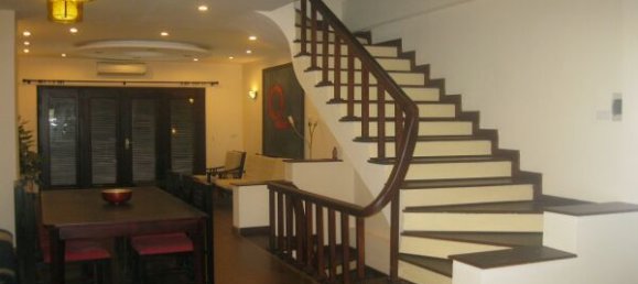 Casa de 4 dormitorios en Tay Ho, Vietnam No. 7131 4