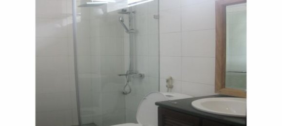 Casa de 4 dormitorios en Tay Ho, Vietnam No. 7131 6