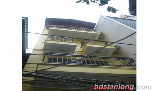 Casa de 4 dormitorios en Tay Ho, Vietnam No. 7131