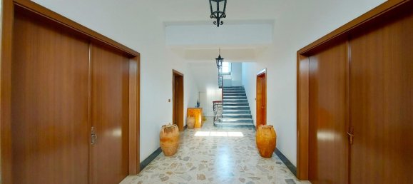 9 rooms Building in Camerota, Italy No. 133023 7
