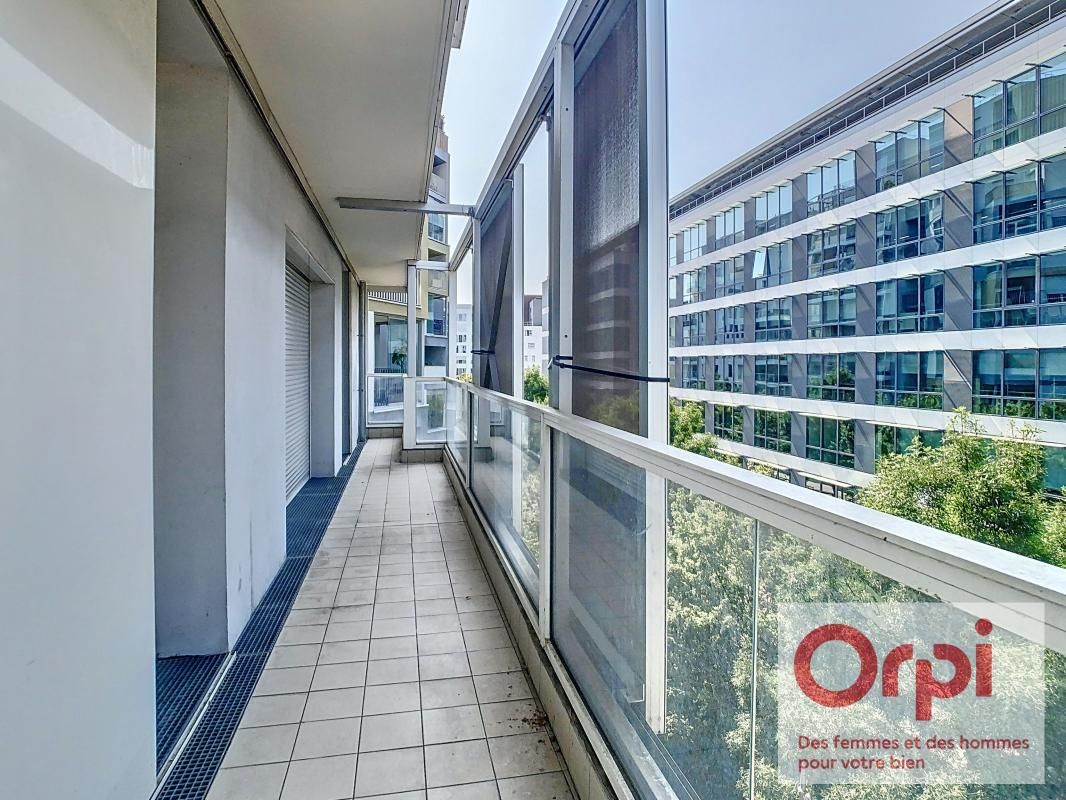 2 Schlafzimmer Wohnung in Issy-les-Moulineaux, France, Nr. 352000