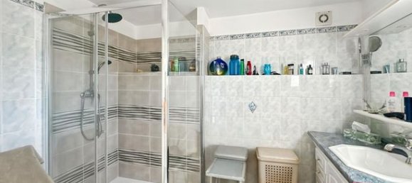 Casa de 2 dormitorios en Yonne, France No. 312397 14