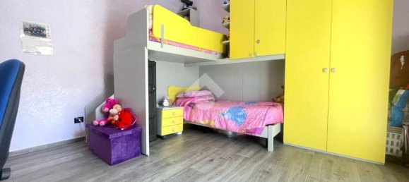 Apartamento de 3 dormitorios en Reggio Calabria, Italy No. 36226 44