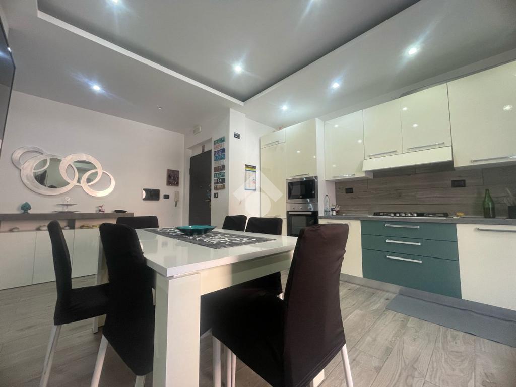 Apartamento de 3 dormitorios en Reggio Calabria, Italy No. 36226