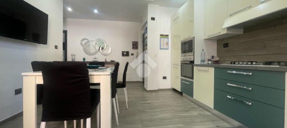 Apartamento de 3 dormitorios en Reggio Calabria, Italy No. 36226 12
