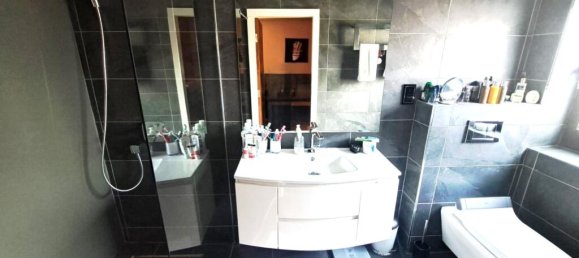 4 bedrooms Bungalow in Greenford, United Kingdom No. 13447 10