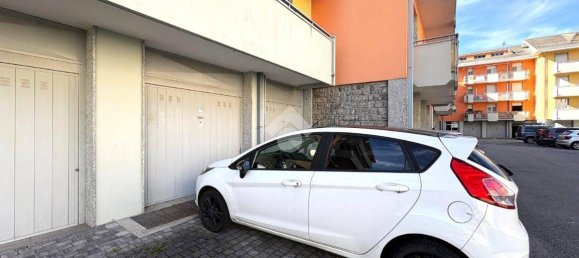 Apartamento de 3 dormitorios en Sondrio, Italy No. 354632 23