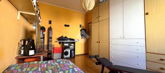 Apartamento de 3 dormitorios en Sondrio, Italy No. 354632 13