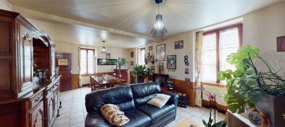 2 bedrooms Townhouse in Donnemarie-Dontilly, France No. 190152 2