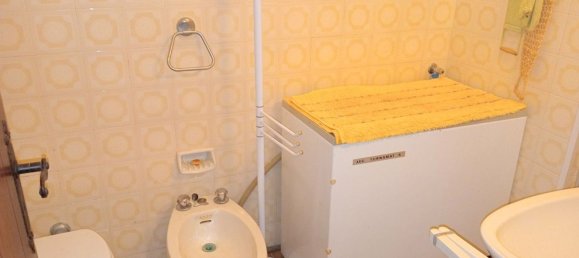 10-salle Villa à Pietra Marazzi, Italy No. 255456 2