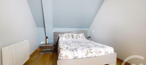 Casa de 3 dormitorios en Coudun, France No. 310261 11